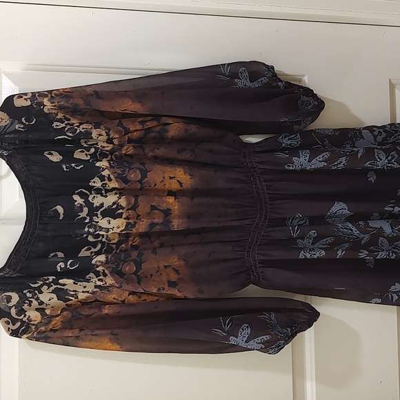 Dress - Picture 4 of 7